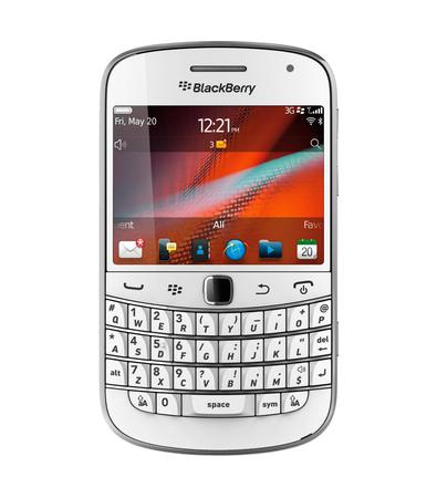 Смартфон BlackBerry Bold 9900 White Retail - Благовещенск
